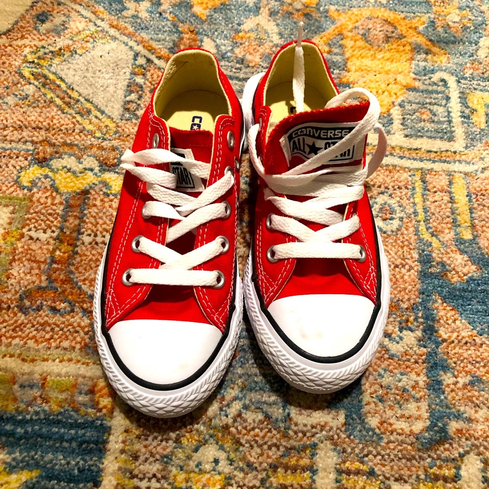 NWOT CONVERSE All Star Low Top Red Shoes Youths Kid Girls Boys Size 11.5 Sneaker
